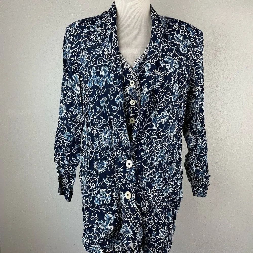 Karen Kane Two-Piece Blue and White Floral Outfit EUC